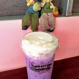 เผือกหอมนมสด