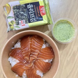 ข้าวไก่ทอดเทริยากิ/มาม่าซอสเกาหลี @รามอินทรา