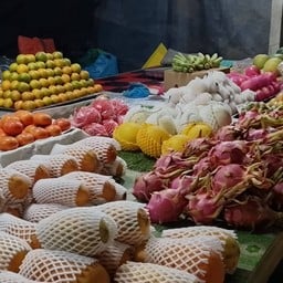 ผลไม้ปอกพร้อมทาน ผลไม้ตามฤดูกาล สาขา ป้อมน่าสร้าง