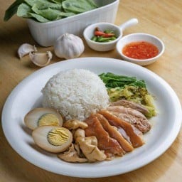 ข้าวขาหมูพ่อสุข พาราไดซ์พาร์ค พาราไดซ์ พาร์ค