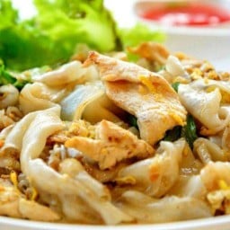 ครัวแม่วันเพ็ญ อาหารตามสั่ง