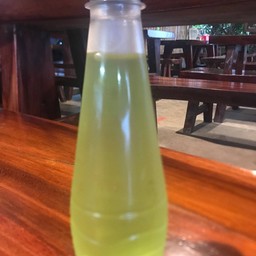 น้ำใบเตยหอม