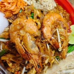 ผัดไทยกุ้งสด