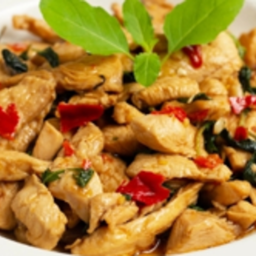 Ki01.01 ผัดกะเพราไก่ 150 กรัม