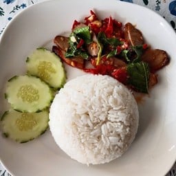 ข้าวกระเพราเป็ดย่าง