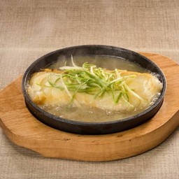 Sizzling Snowfish ปลาหิมะกระทะร้อน