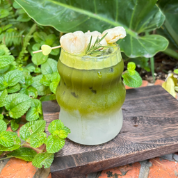 มัทฉะลิ้นจี่โซดา