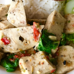 KH08.56 ผัดกะเพราหมูยอ 50 กรัม ราดข้าว