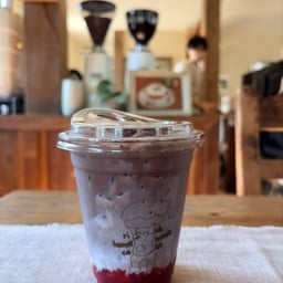 RICH HOMEMADE CAKE RUAMCHOK