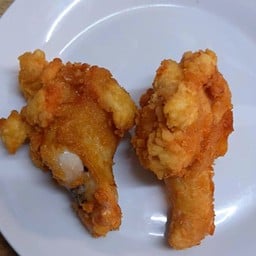 น่องไก่ทอดหอยวิ๊งแซบ7ชิ้น