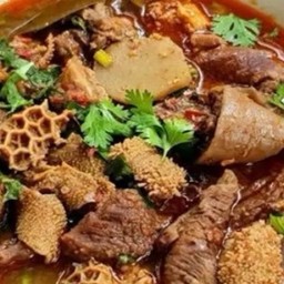 Ki01.981 แกงอ่อมเครื่องในเนื้อวัว 150 กรัม