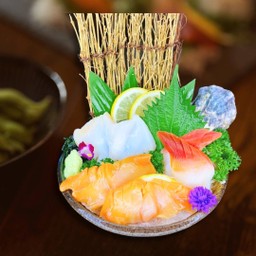 ซาชิมิรวมหอยแครงญี่ปุ่น,หอยปีกนก,หอยสังข์