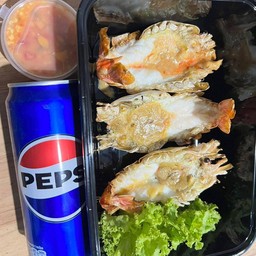 กุ้งแม่น้ำผ่า 3 ตัว เป๊ปซี่ 1 กป.
