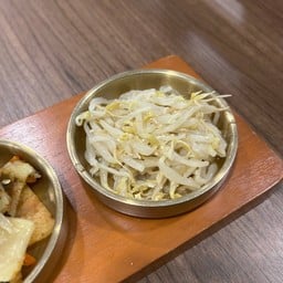 Kiani คีอานิ อาหารเกาหลี คิมบับ ซุปกิมจิ จาจังเมียน Central Ladprao