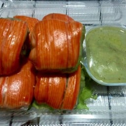 ลุยสวนหน้าปูอัดทานกับ น้ำจิ้มครีมสลัดซีฟู้ดเข้มข้น แป้งบางนุ่ม