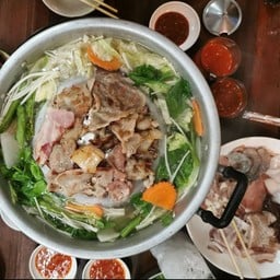 หมูกระทะ M