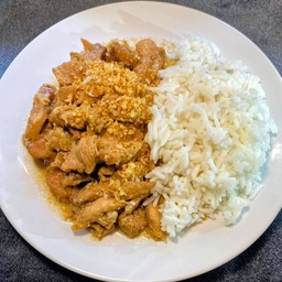 ข้าวไก่กระเทียม