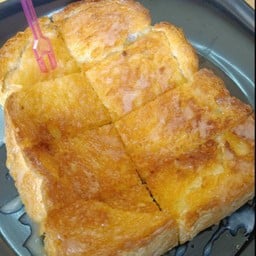 ปังปิ้งเนยนม