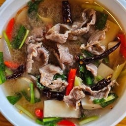 ต้มแซ่บเนื้อ