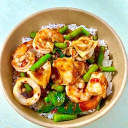 ทะเลผัดพริกแกง