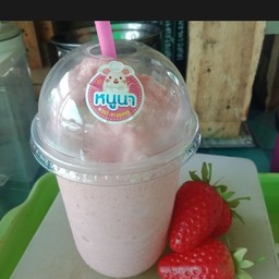 สตอเบอรี่ปั่น
