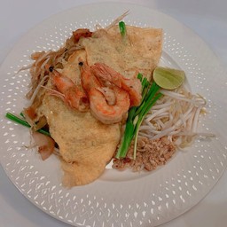 ผัดไทกุ้งสด