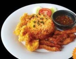 ข้าวผัดแสนแซ่บ