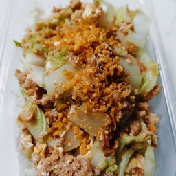 ผัดผักกาดขาวใส่ไข่