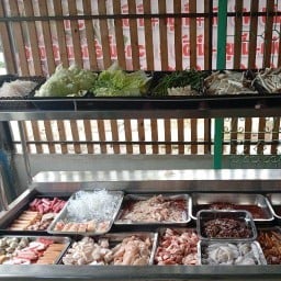 ยู-สลัด & ฟ้าฝนหมูกะทะ อาหารตามสั่ง สเต็ก สลัด