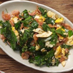 ใบเหลียงผัดไข่