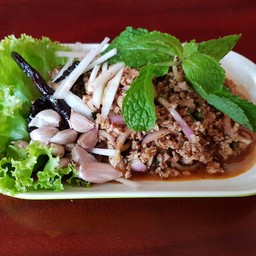 จิราพาไก่หมุน สาขา 2 หน้าโรบินสัน ปราจีน