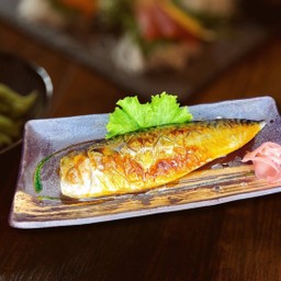 2202.SABA SHIOYAKIGrilled Mackerel with Salt ปลาซาบะย่างเกลือso