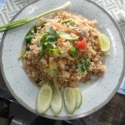 อาหารตามสั่ง แม่อิ๋ว