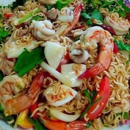 ตำกะยำแซ่บ