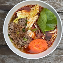 สุกี้หม่าล่า (มีไข่และวุ้นเส้น)