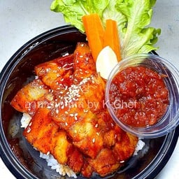 โบซัม หมูสามชั้นตุ๋นสไตล์เกาหลีหมักซอสเผ็ดเกาหลีราดข้าว