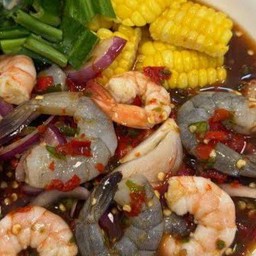 ยำกุ้งทูโทนข้าวโพด