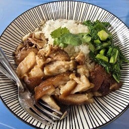 รสเลิศ ตำนานความอร่อย กระเพาะปลา ข้าวขาหมู