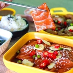 บ้านดองดี ทะเลดอง (กุ้งดอง & แซลมอนดอง) ยำแซ่บซี๊ด