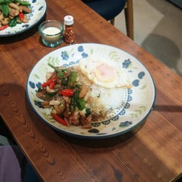 กะเพราไก่สับ