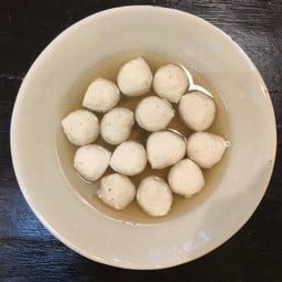 ก๋วยเตี๋ยวแชมป์+นายฮั้วเพ้ง ข้าง DIY ตลาดไร่วนาสิน