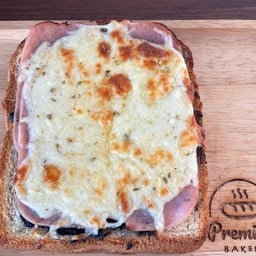 โทสต์ ทรัฟเฟิล แฮมชีส