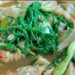 Ki03.73  แกงเปรอะใบย่านางหน่อไม้ต้ม 100 กรัม  ใส่หมูสามชั้น 150 กรัม