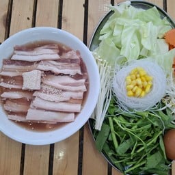 หมูและหมูสามชั้นชุดเล็ก