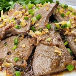 Ki08.05 ตับหมูผัดกะปิ  150 กรัม