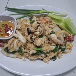 ข้าวผัดปลาหมึกจานเล็ก