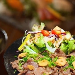 ลิ้นวัวผัดต้นหอม