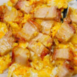 Ki03.38 ไข่ข้น 3ฟอง หมูกรอบ 150 กรัม