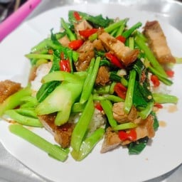 ร้านลุงเหรียญตามสั่ง