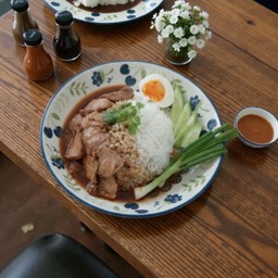 ข้าวหมูแดง